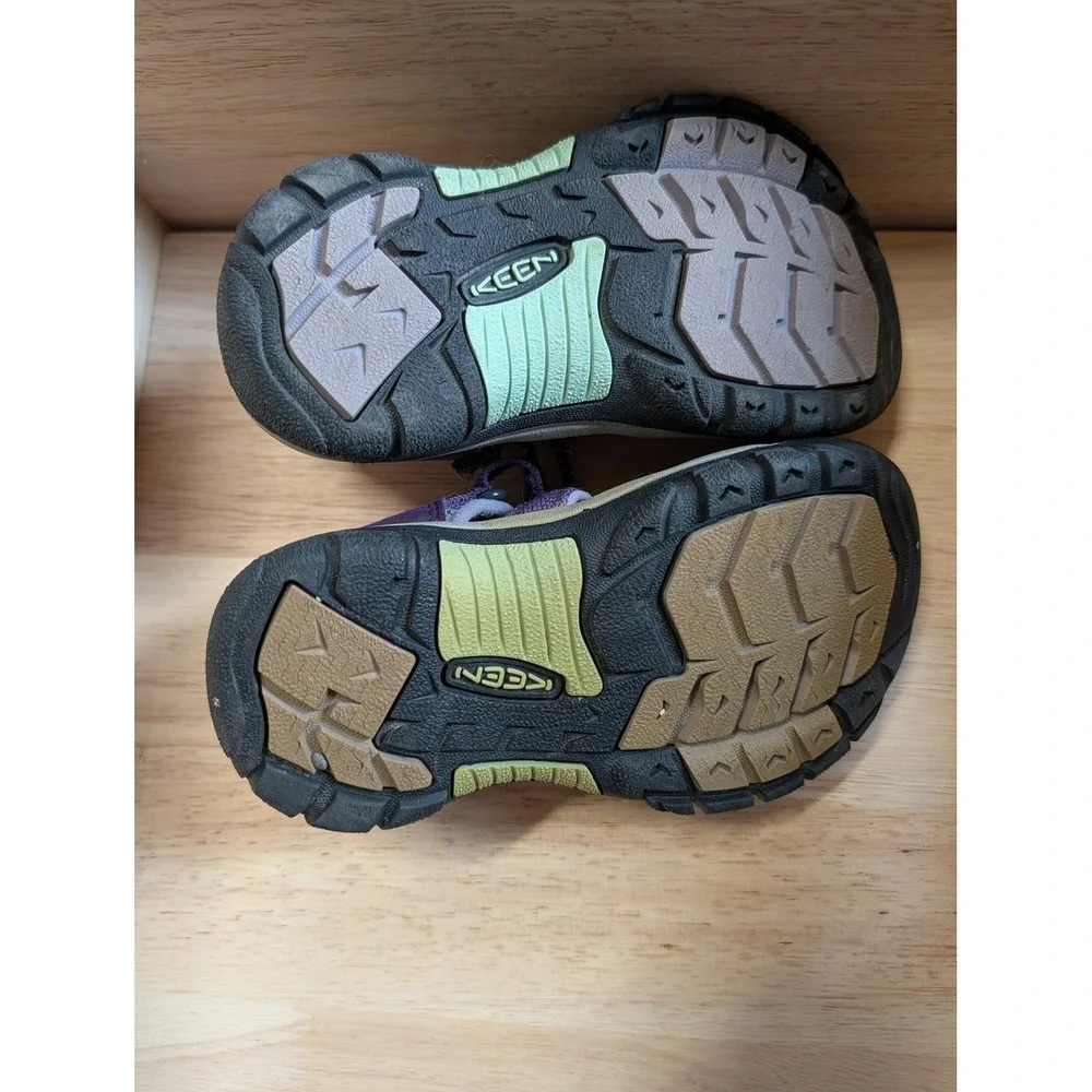 Keen Newport H2 Kids Purple Sport Sandals Washable Outdoor Water Shoes Size 10